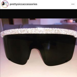 Black wide frame Rhinestone visor sunglasses
